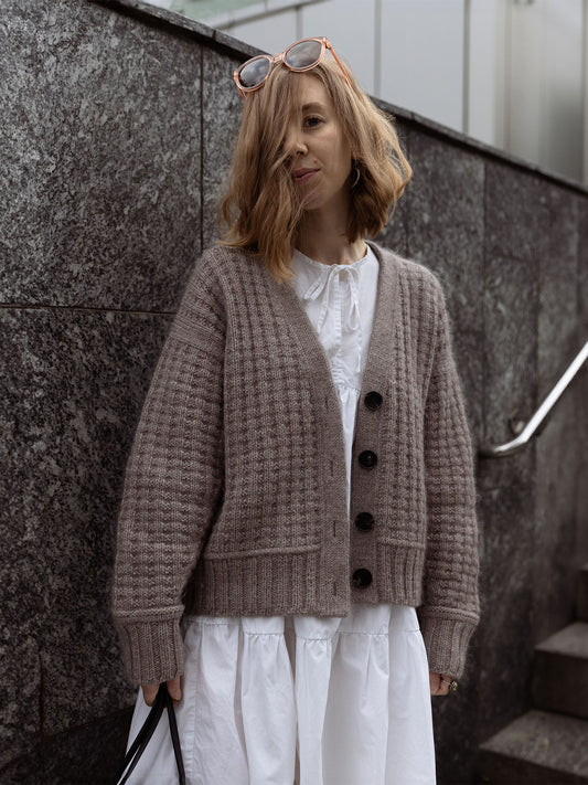 CERATA Cardi – wzór PDF