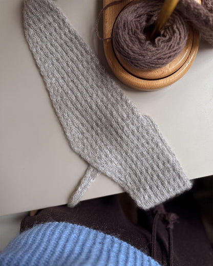 TAKT Scarf