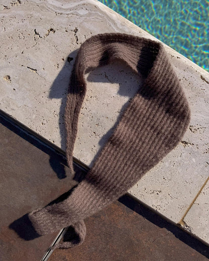 TAKT Scarf
